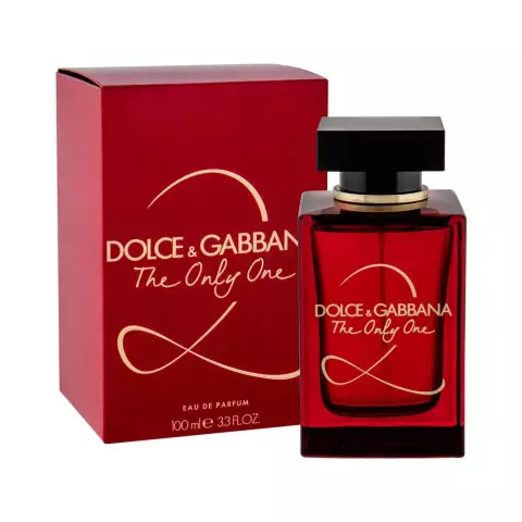 Сумка Dolce & Gabbana, которая управляет знаменитыми и даже роялти