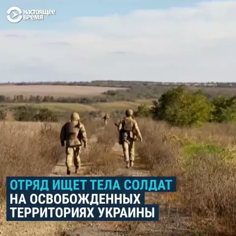 Принцы Астурии утешают родственников шести погибших солдат