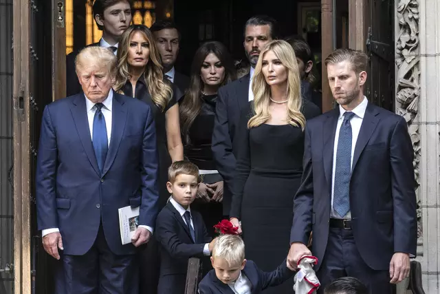 Это Мелания Кнаусс, внушительная невеста Дональда Трампа
